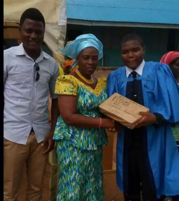 WOW!! Checkout This WAEC Result Of A Student From St. Francis Catholic College, Oyo (Photo)